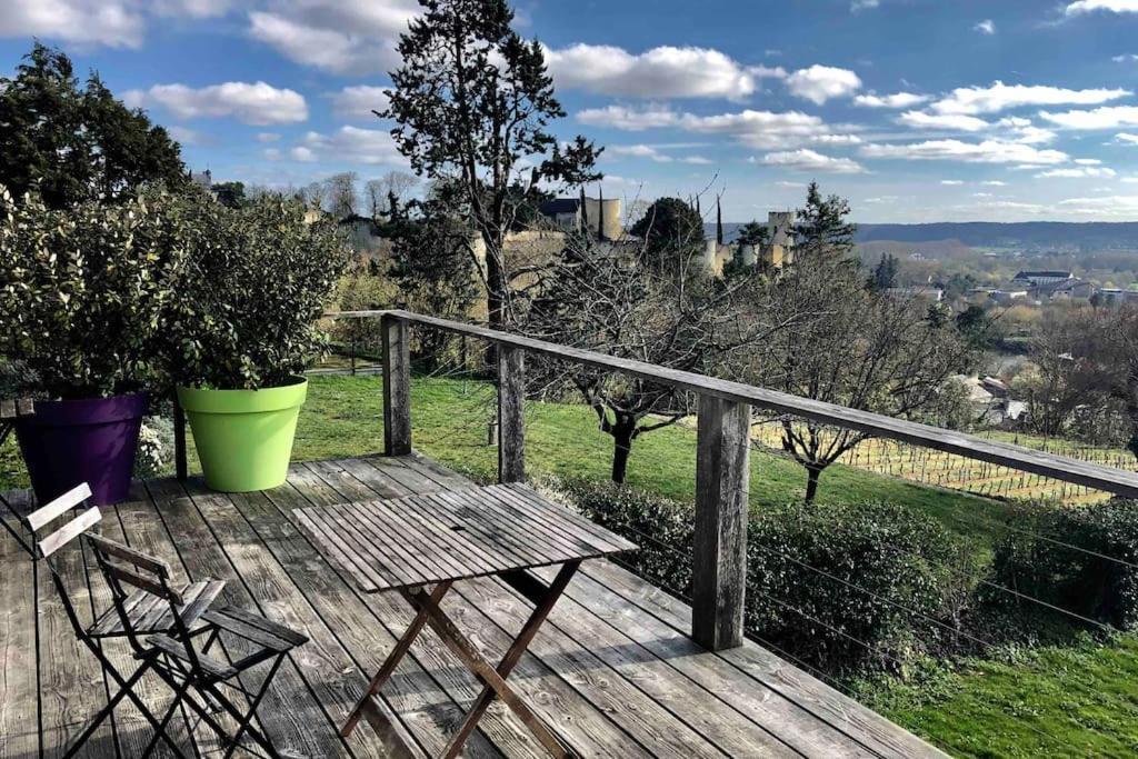 Maison Vue Panoramique Depuis Le Coteau De Chinon Exterior photo